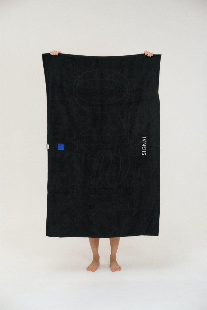 Полотенце TELO коллекции SIGNAL. Фото