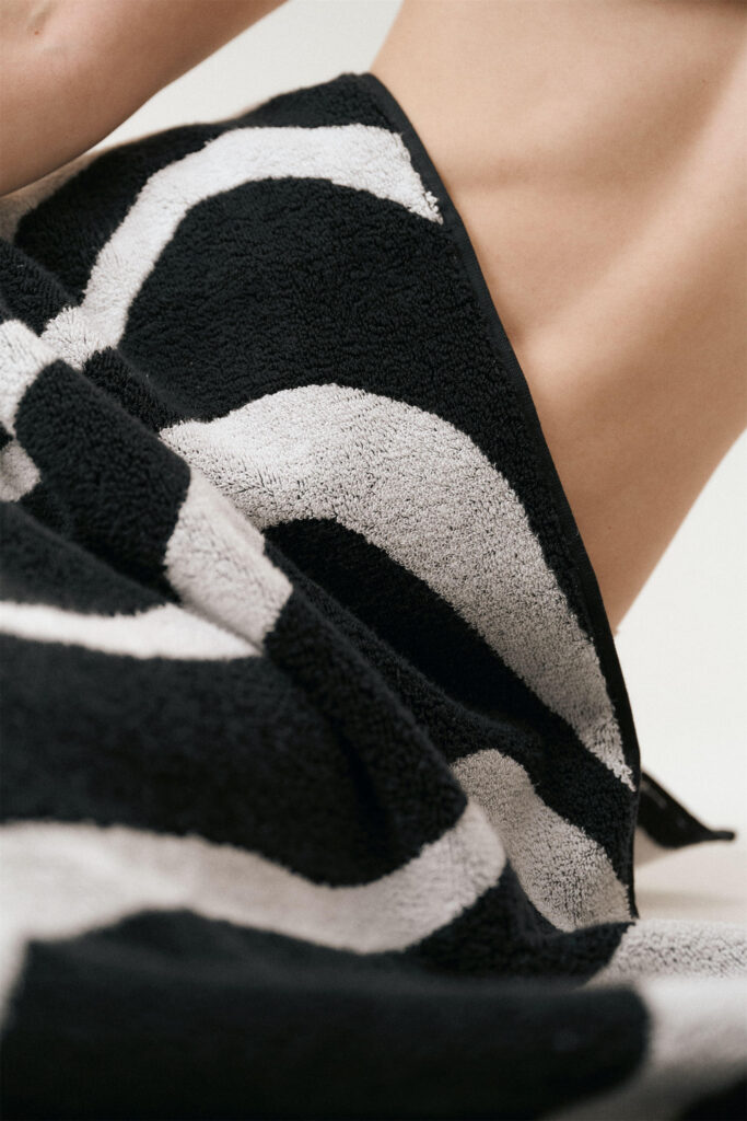 Полотенце TELO коллекции ТИГР. Фото